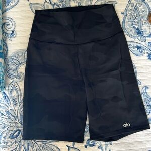 Alo High-Waist Vapor Camo Biker Shorts